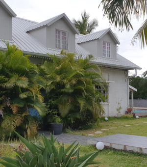 Villa F4 + Appartement T4 de 256 m²